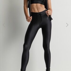 Black Performance High-Waist Leggings